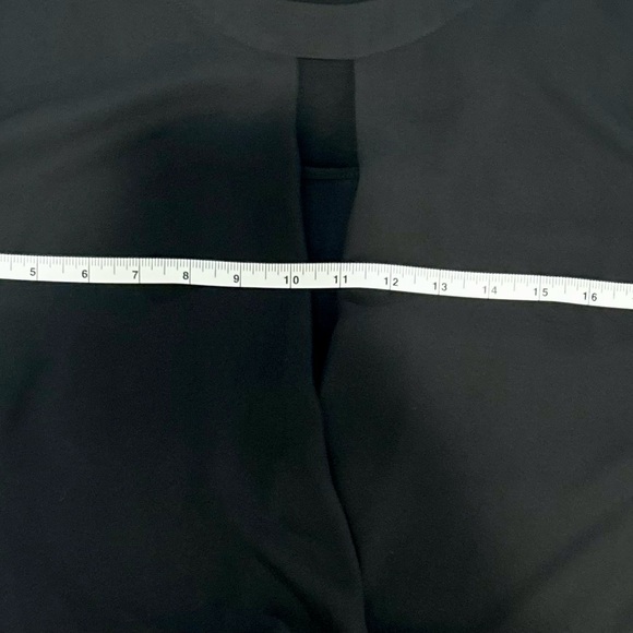 Cross front / tie back sleeveless blouse new with tags - Picture 7 of 8